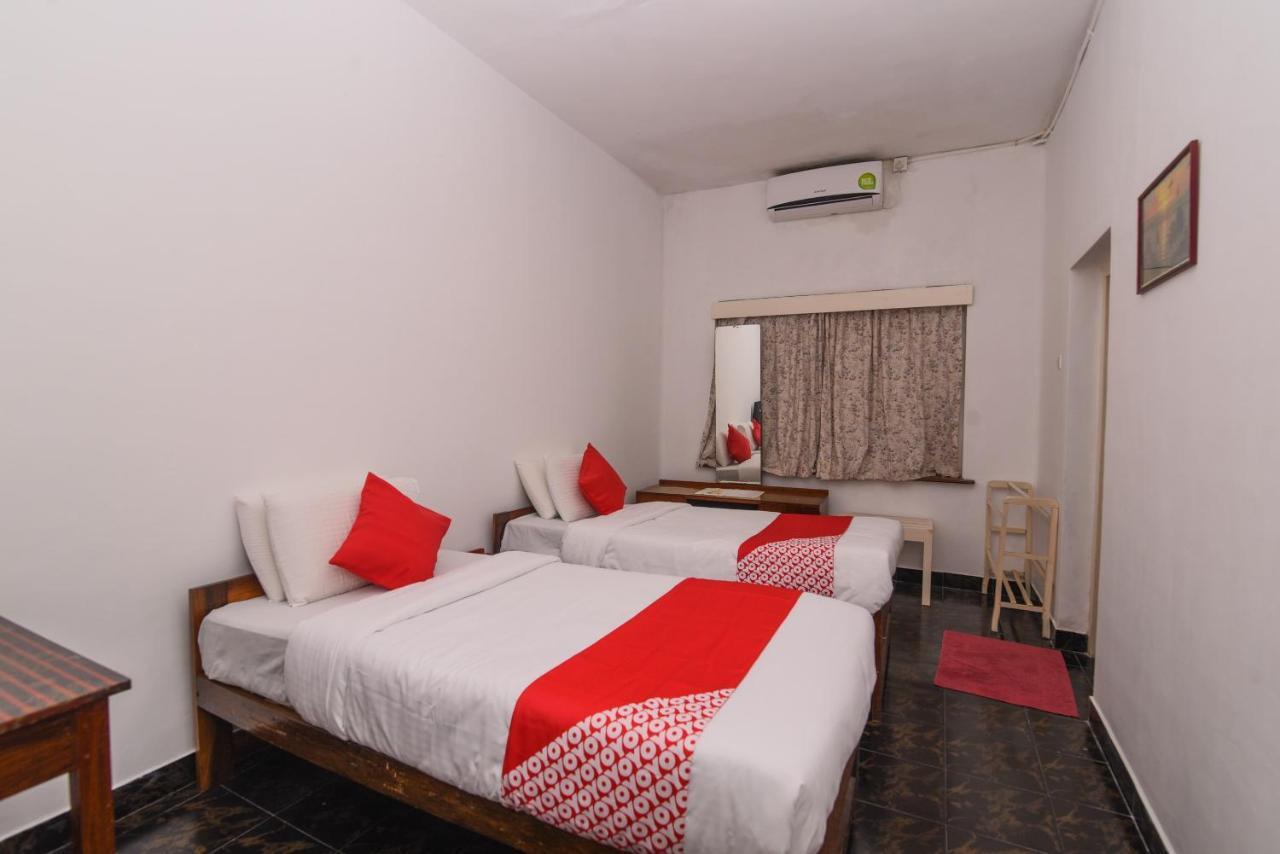 King Leisure Residence Канді Екстер'єр фото